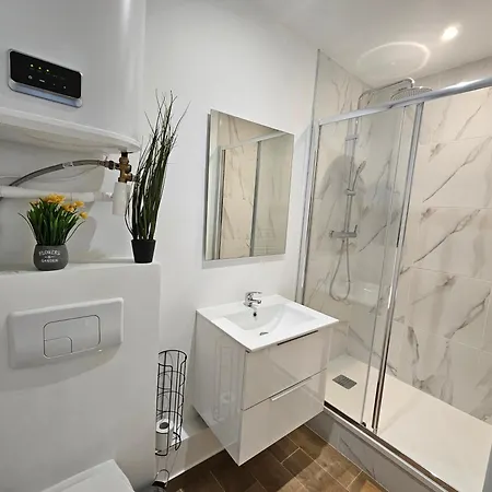 Appartement A Paris Clichy Exterior photo