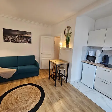 Appartement A Paris Clichy Exterior photo